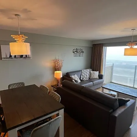 Uniek Met Zeezicht En Prive Garage Apartman